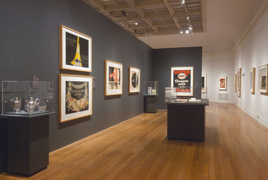 view exhibition image