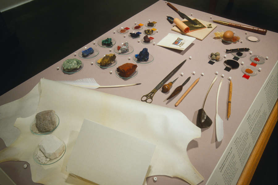 view exhibition image