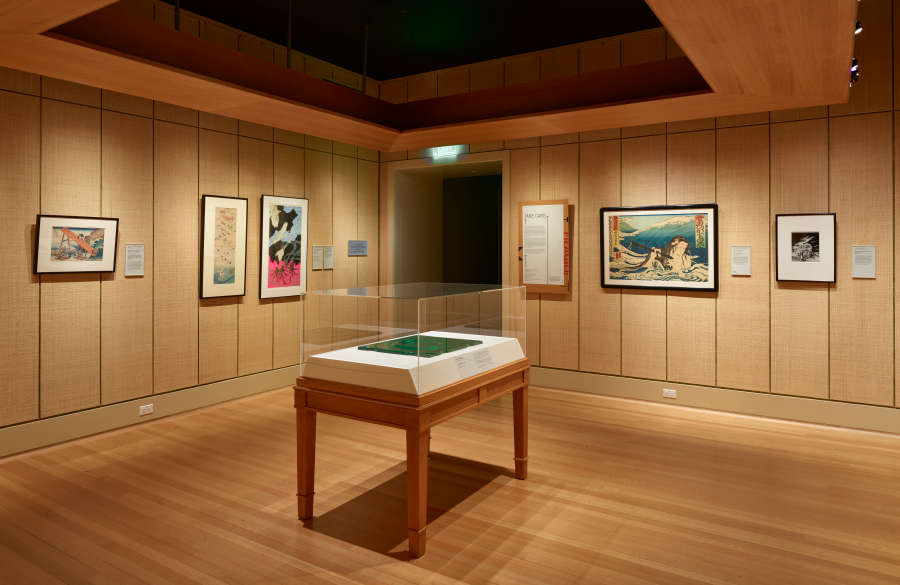 view exhibition image