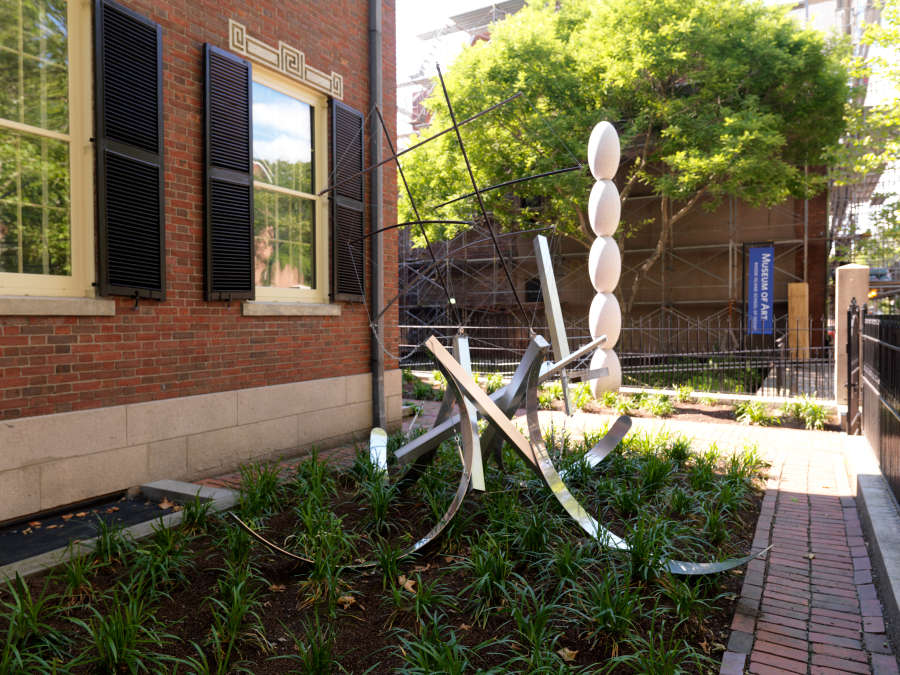 view exhibition image