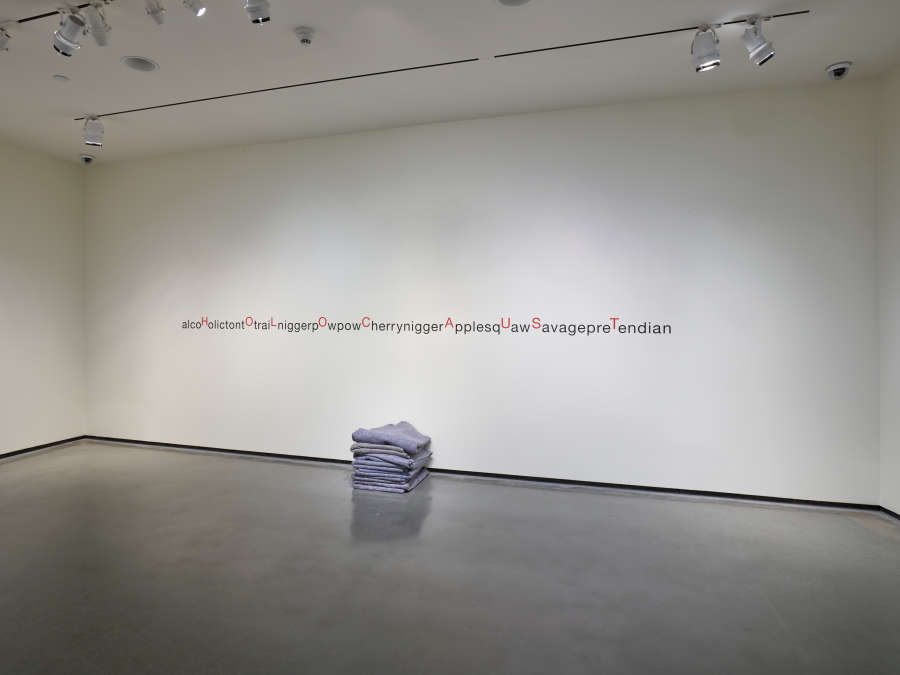 view exhibition image