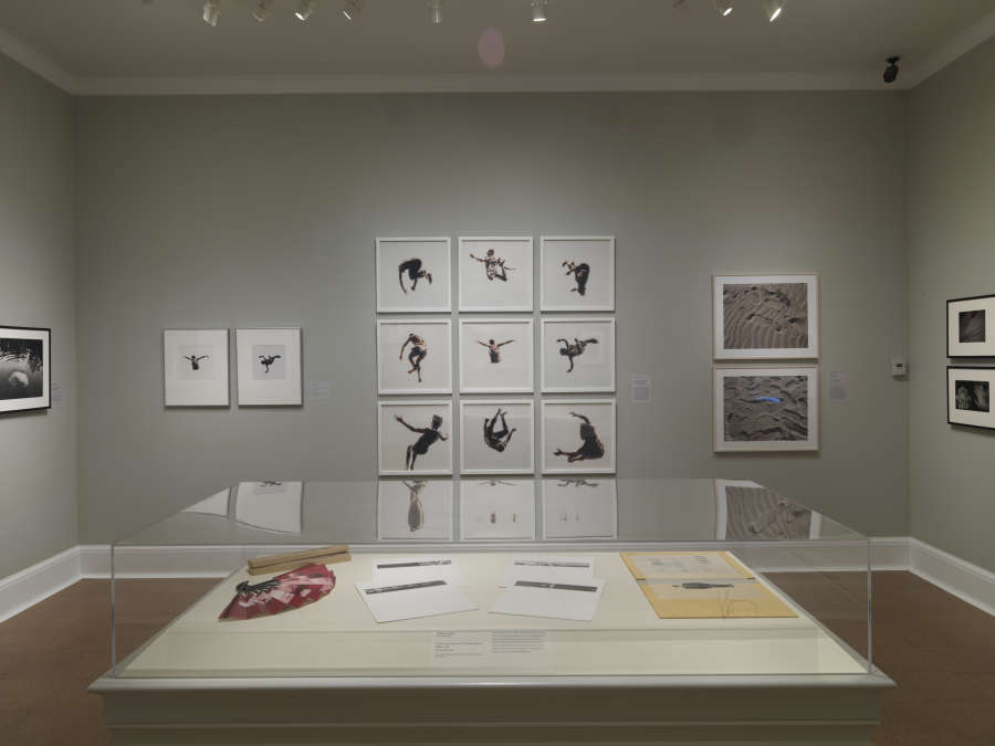 view exhibition image