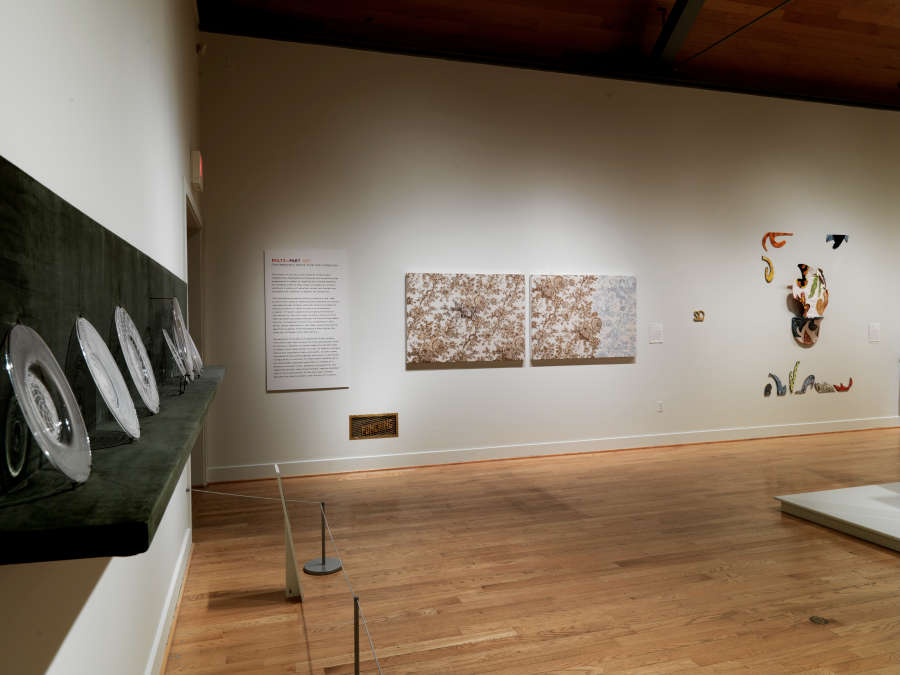 view exhibition image