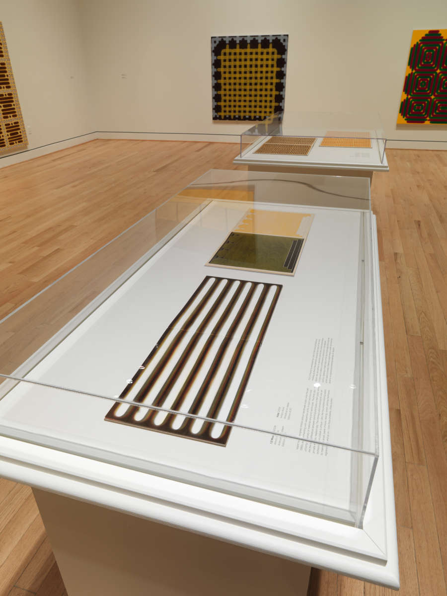 view exhibition image