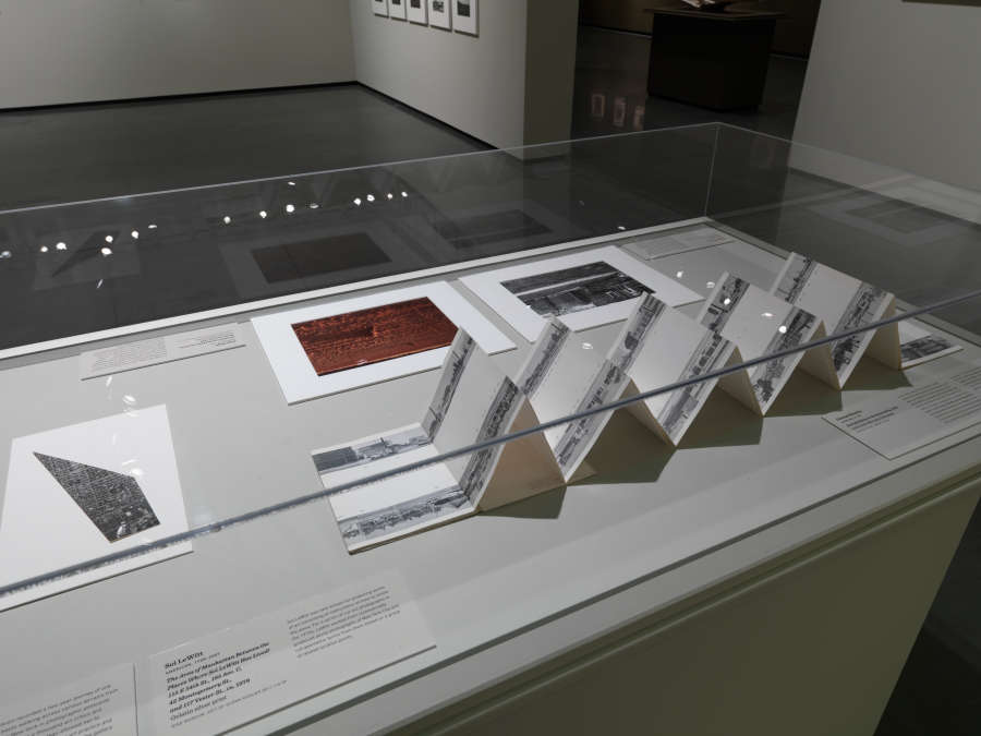 view exhibition image