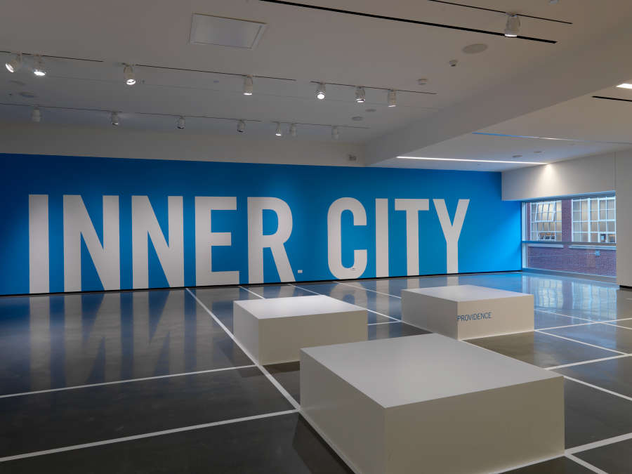 view exhibition image