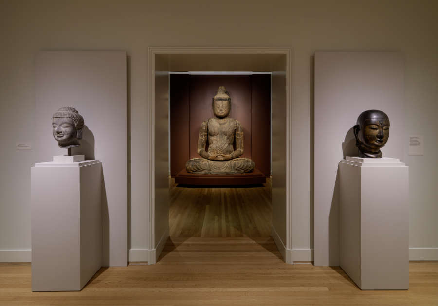 view exhibition image