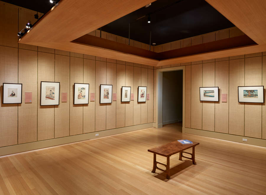 view exhibition image