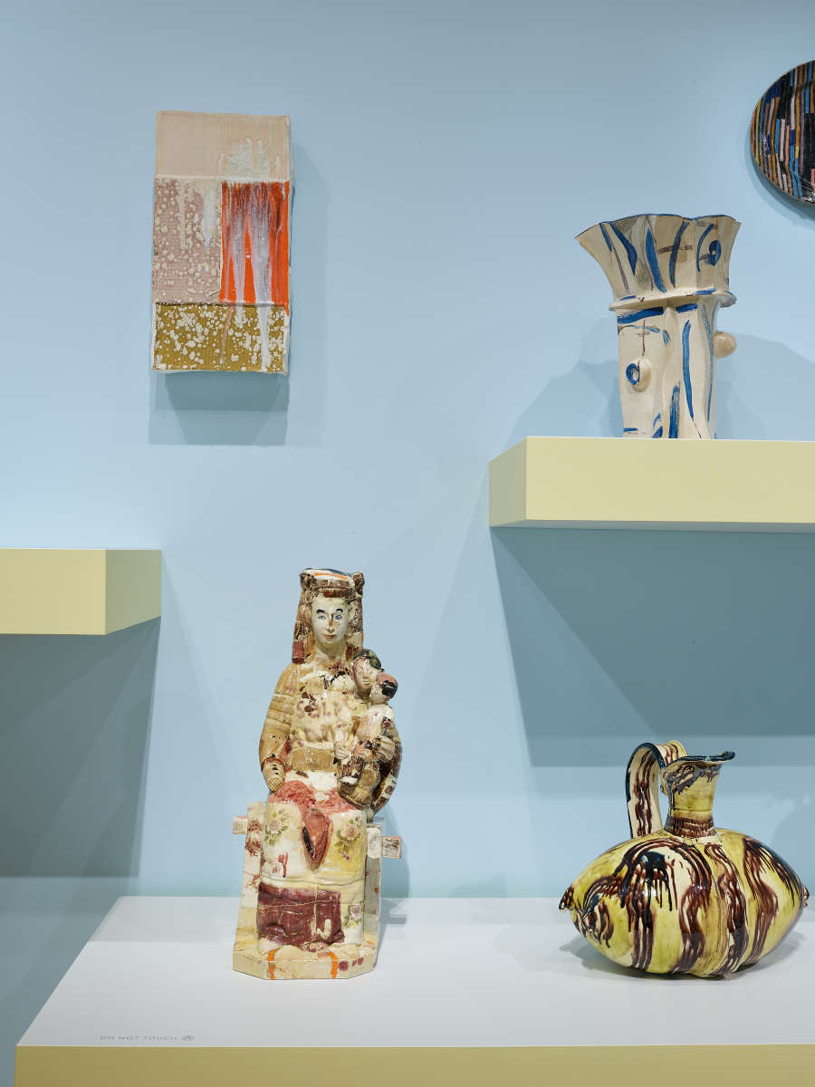 view exhibition image