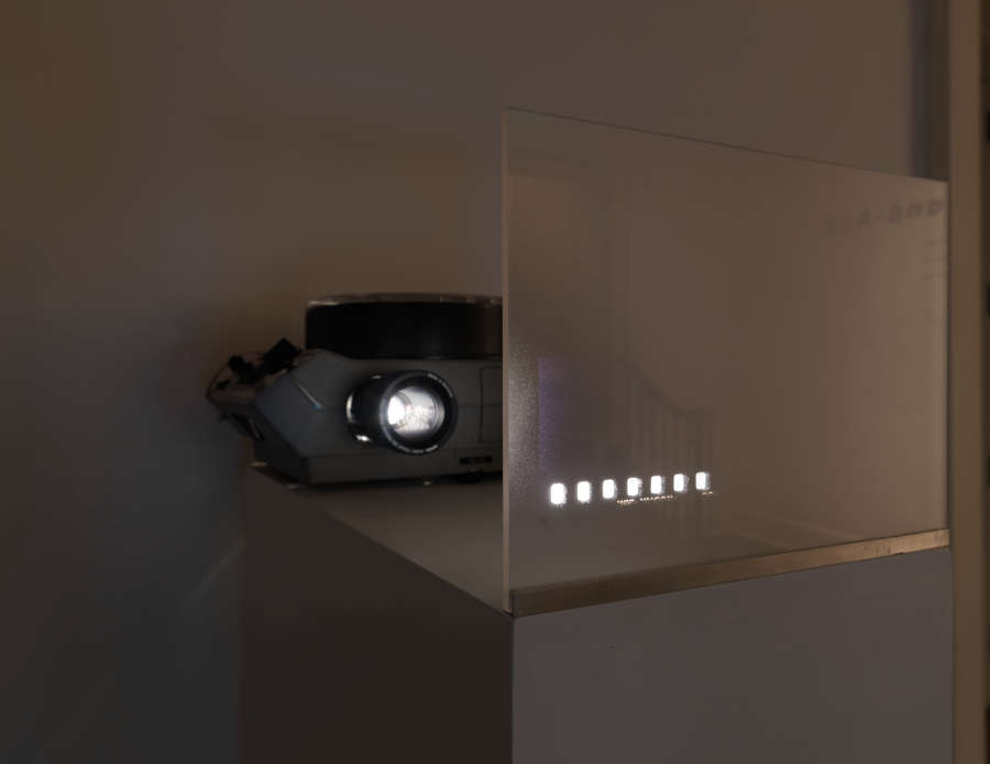 view exhibition image