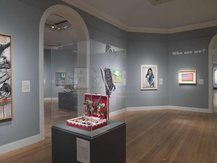 view exhibition image