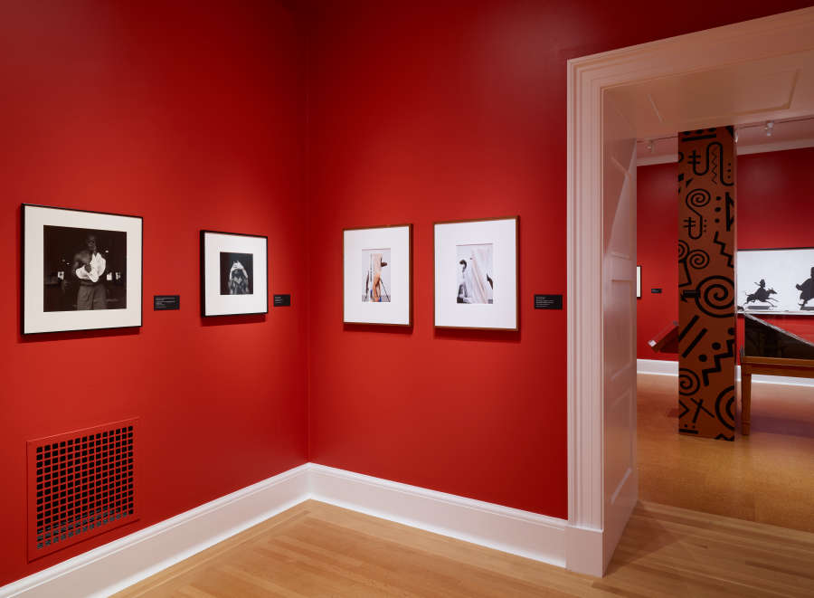 view exhibition image