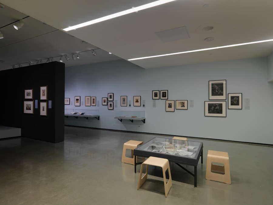 view exhibition image
