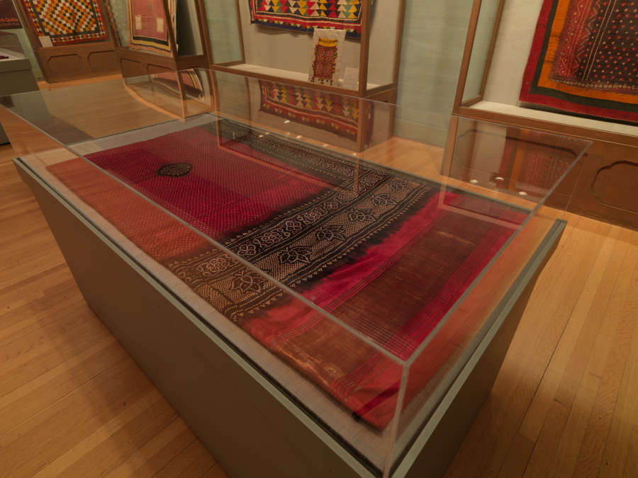 view exhibition image