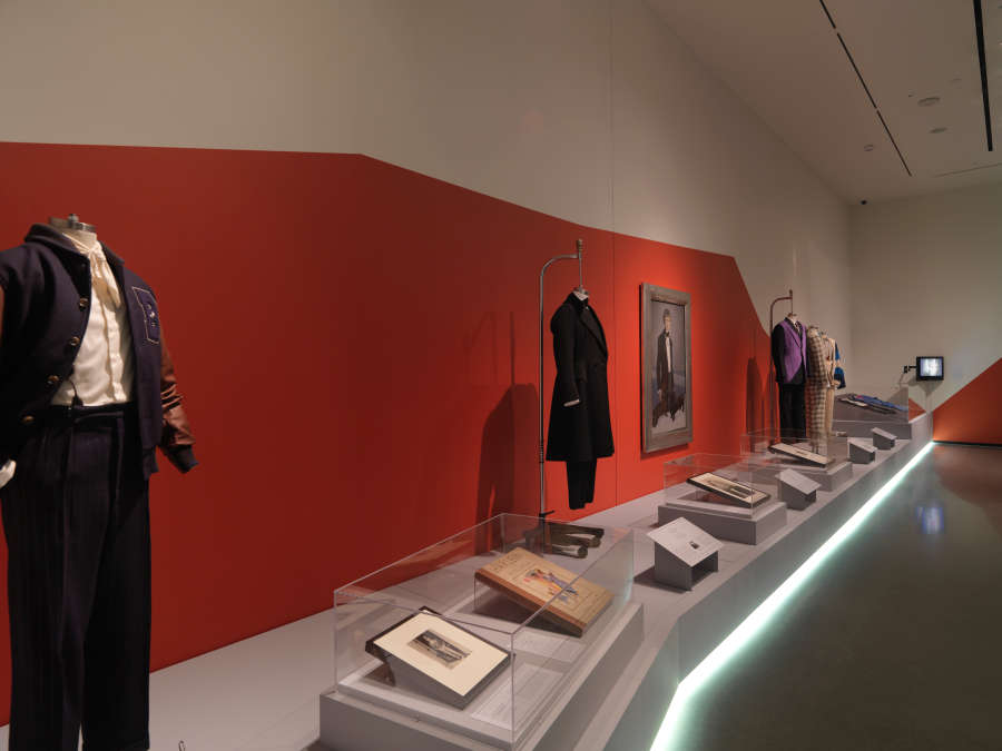 view exhibition image