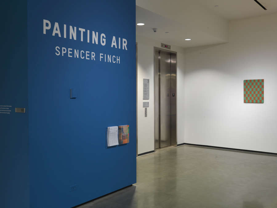 view exhibition image