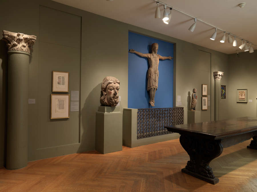 view exhibition image