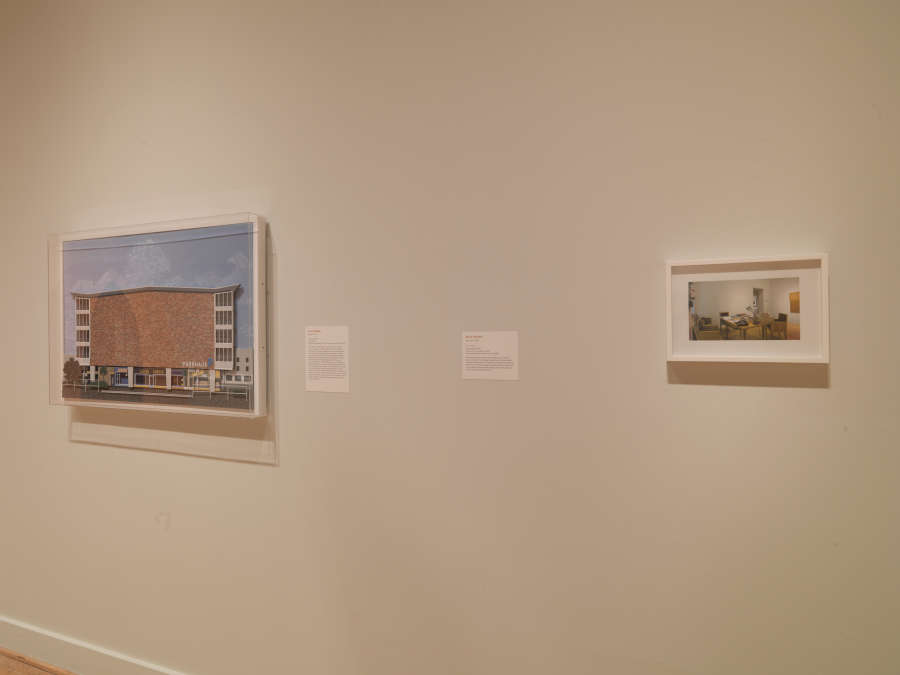 view exhibition image
