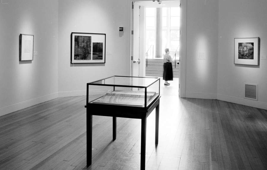 view exhibition image