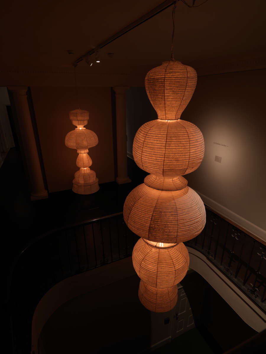 view exhibition image