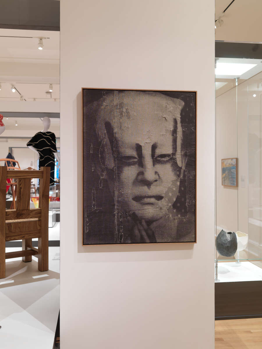 view exhibition image