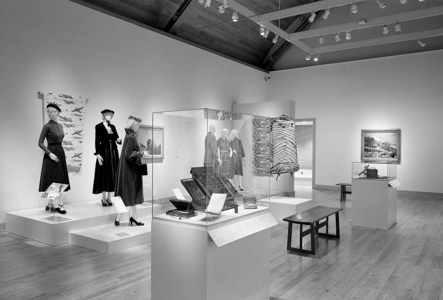 view exhibition image