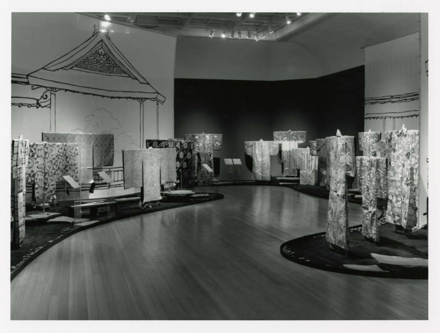 view exhibition image