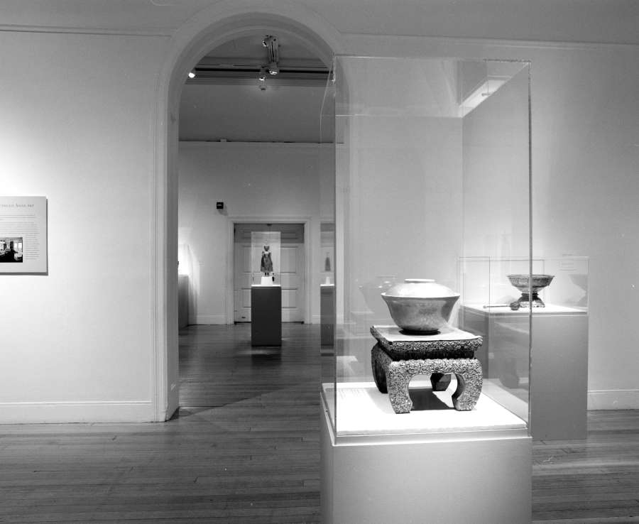 view exhibition image