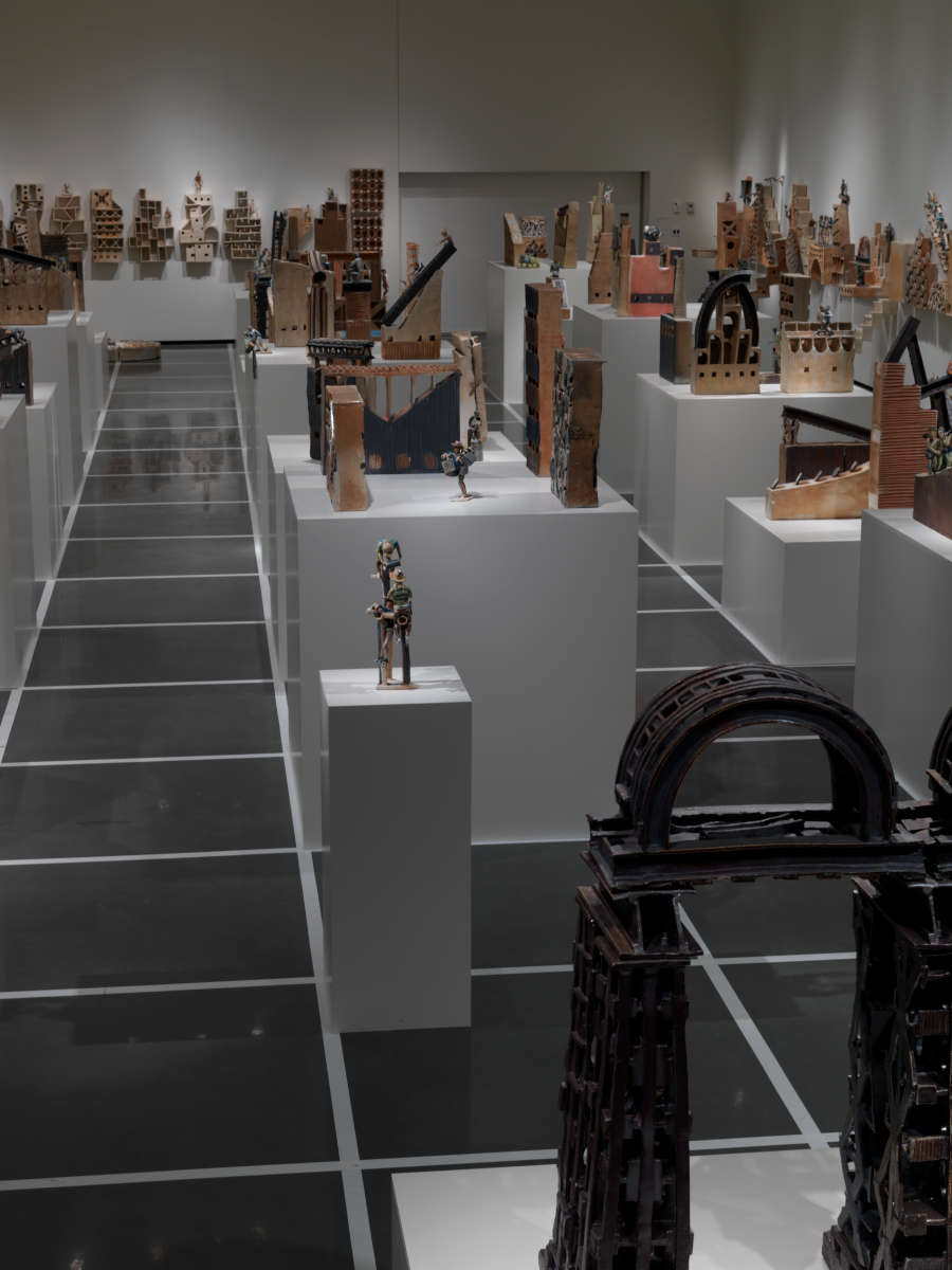 view exhibition image