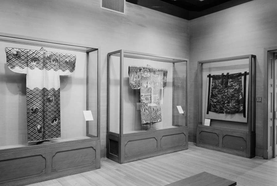 view exhibition image