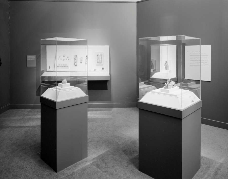 view exhibition image