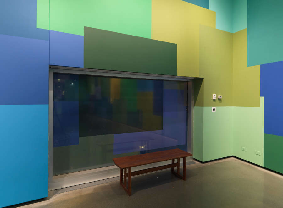 view exhibition image