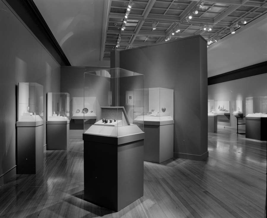 view exhibition image