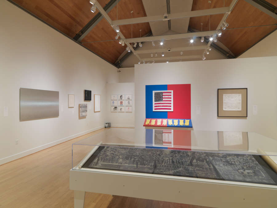 view exhibition image