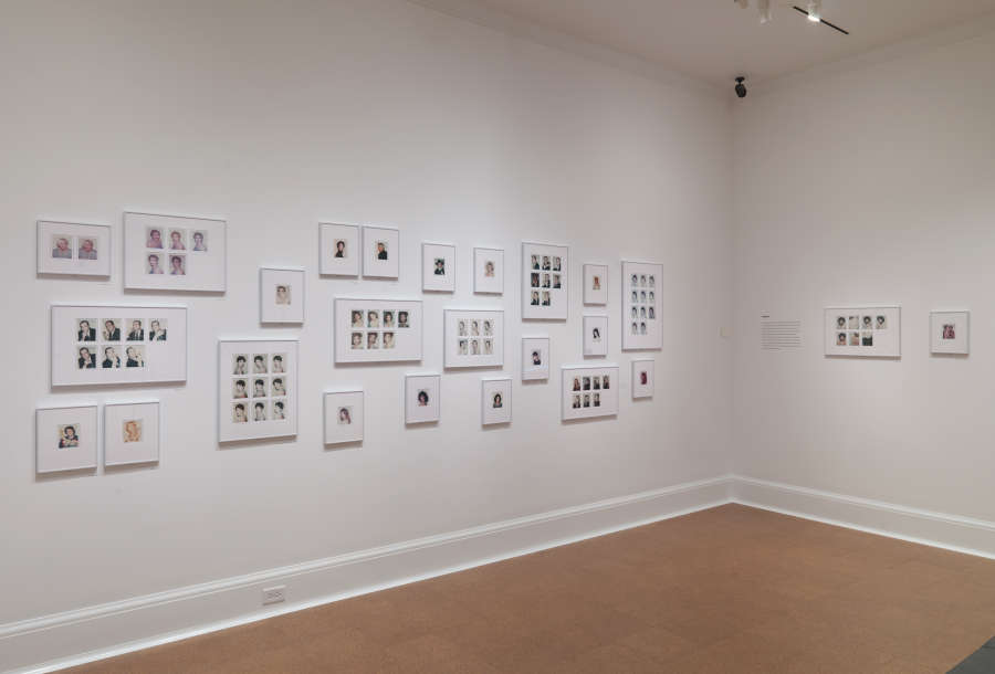 view exhibition image