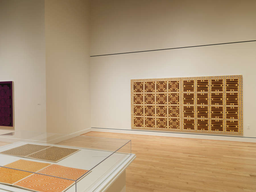 view exhibition image