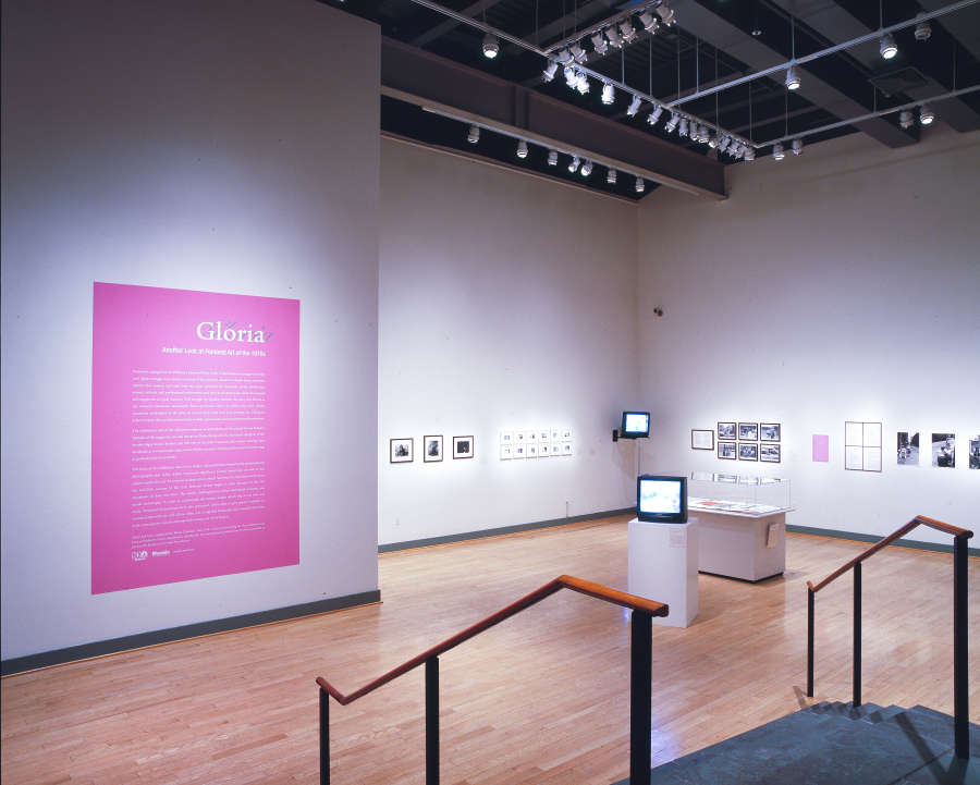 view exhibition image