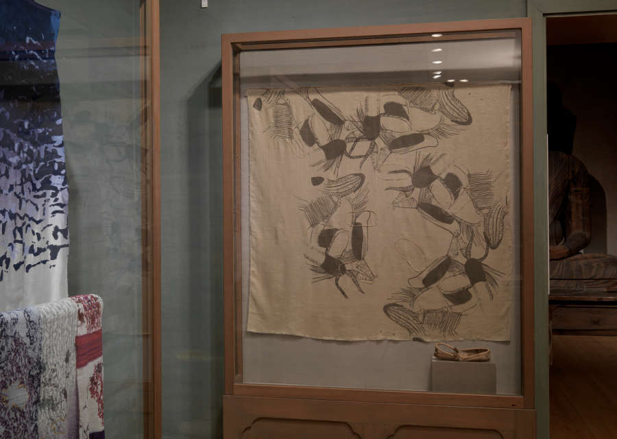 view exhibition image