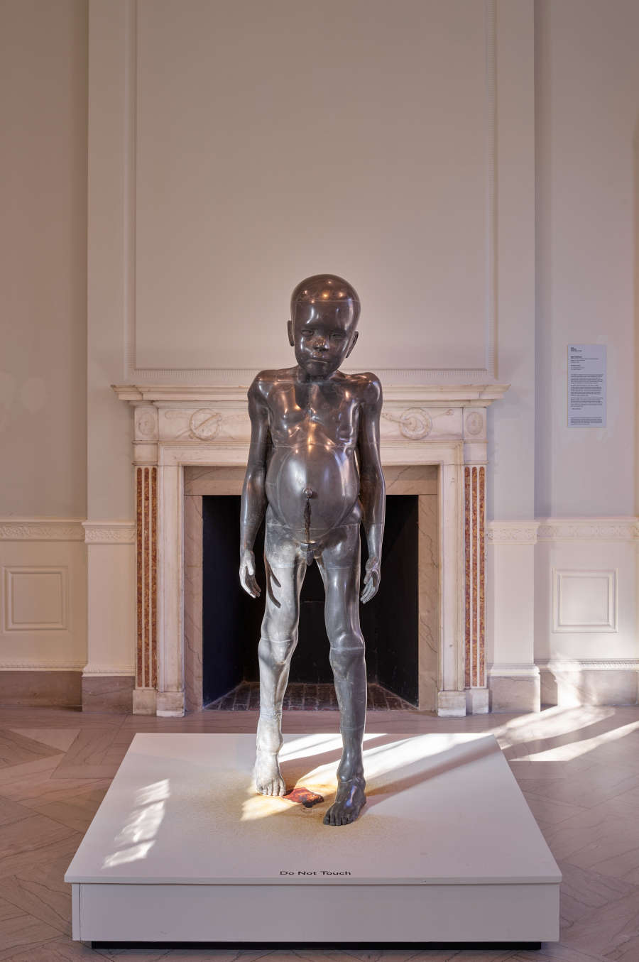 view exhibition image
