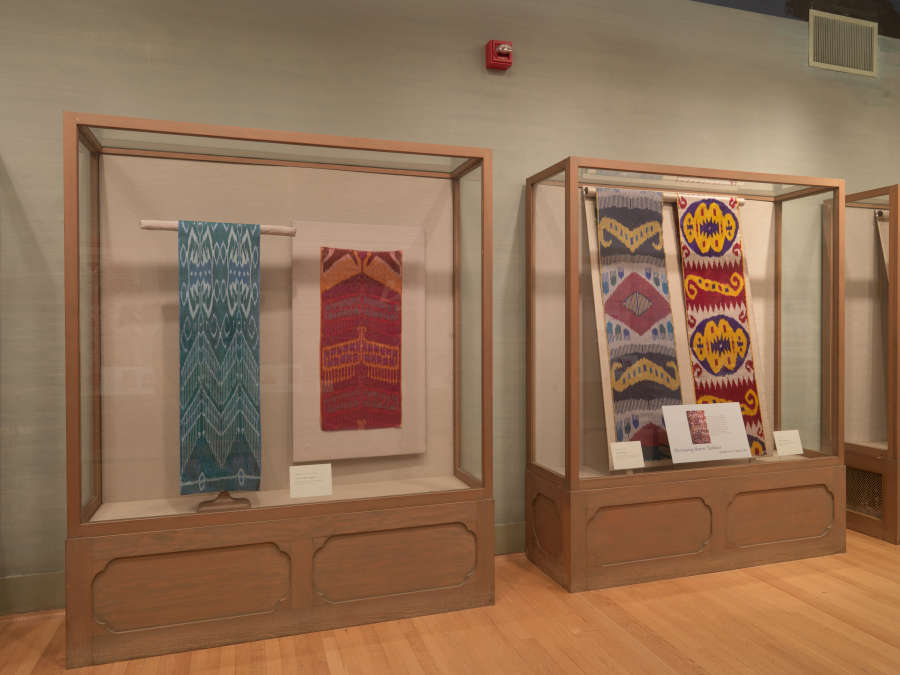 view exhibition image