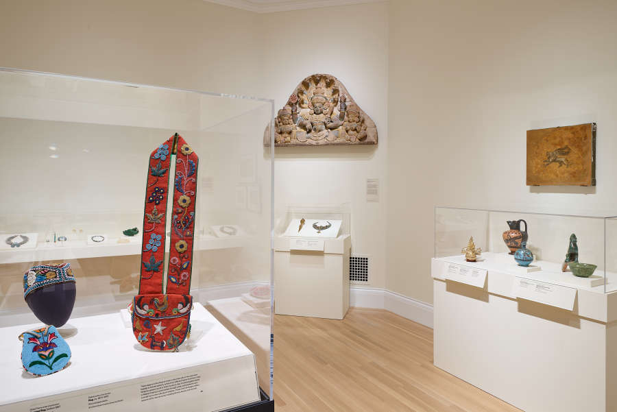 view exhibition image