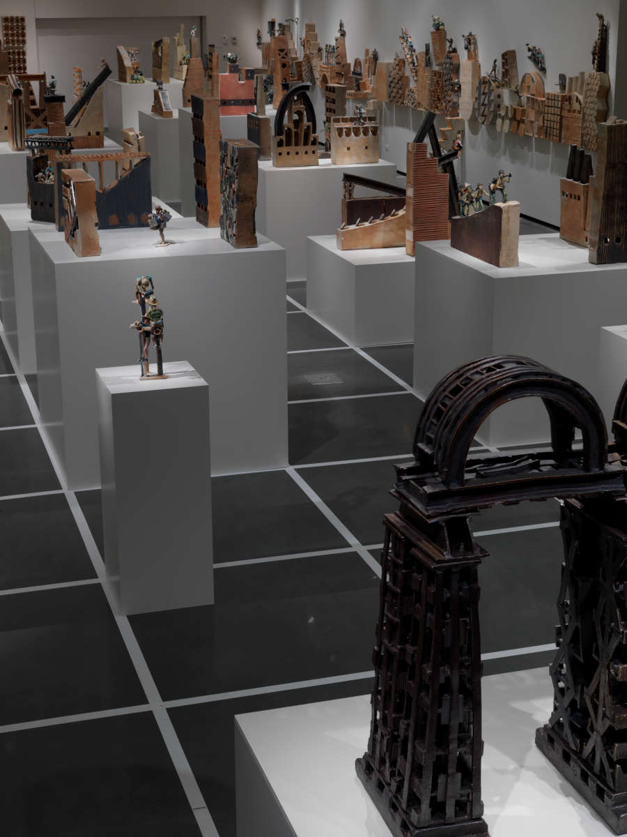 view exhibition image