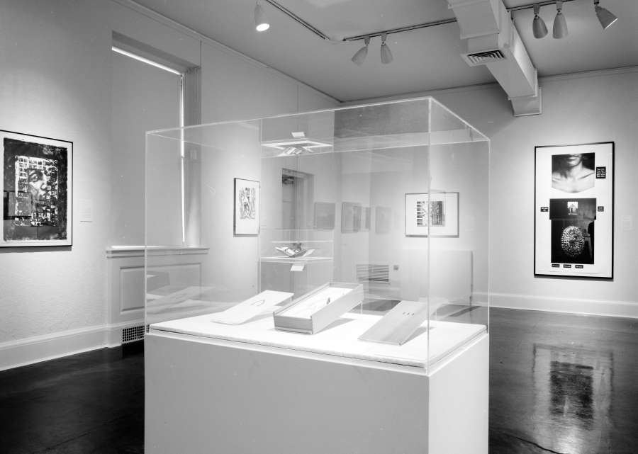 view exhibition image