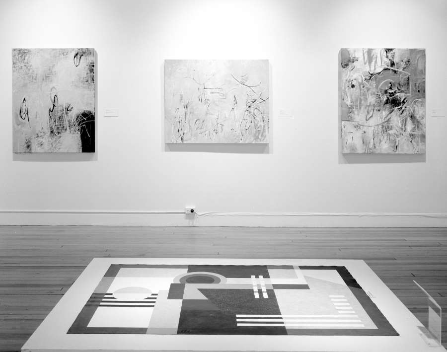 view exhibition image