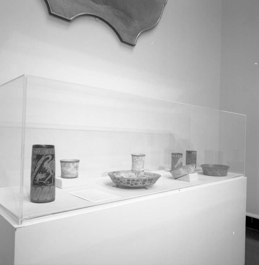 view exhibition image