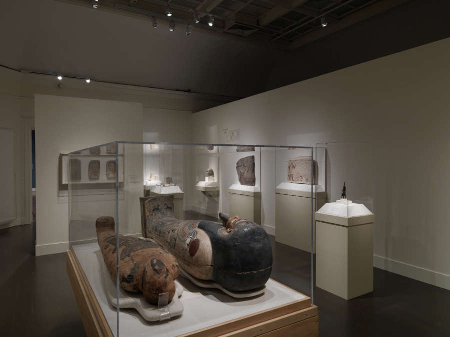 view exhibition image