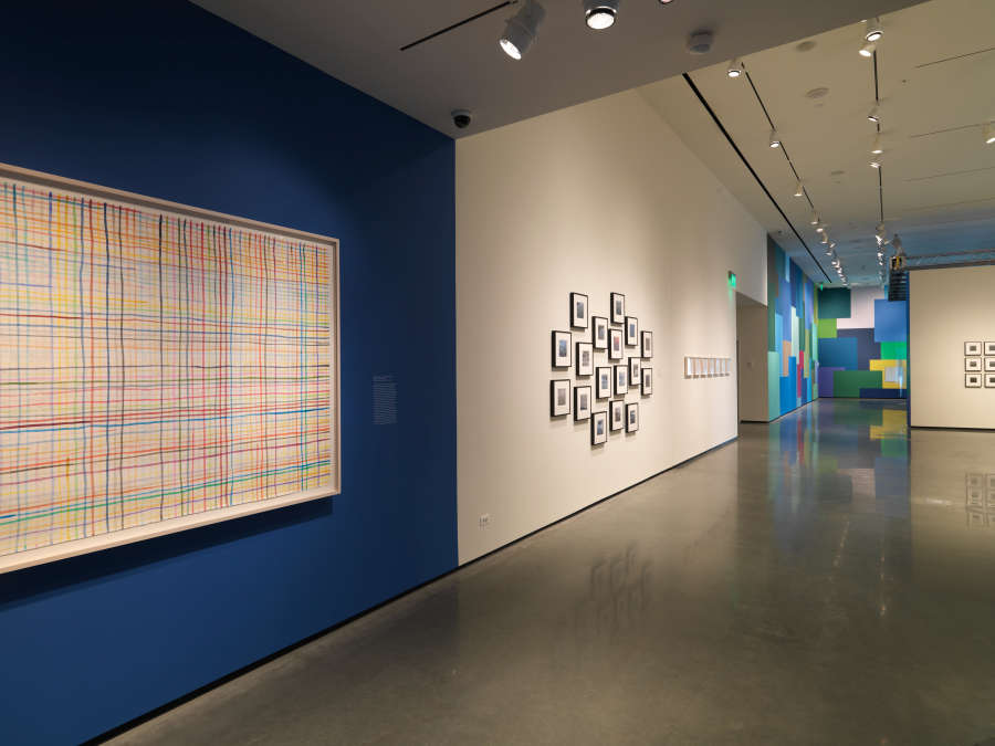 view exhibition image