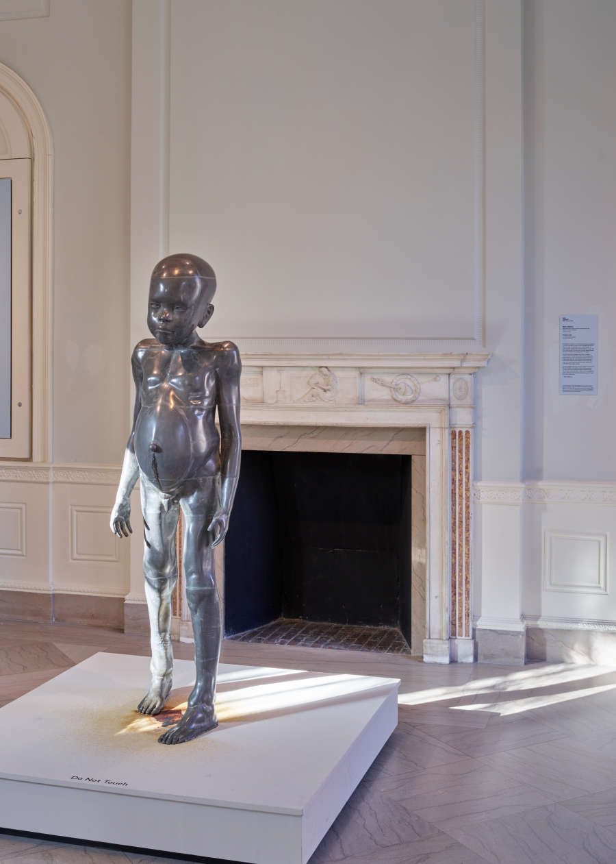 view exhibition image