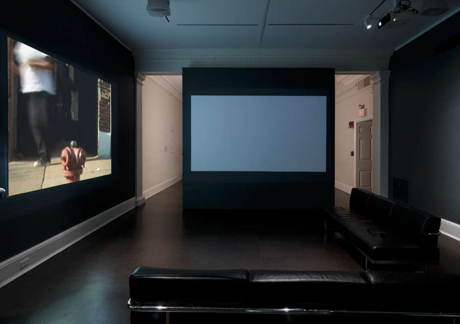 view exhibition image