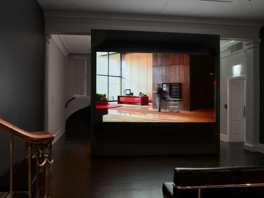 view exhibition image